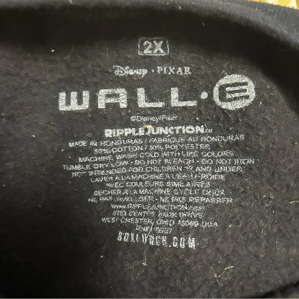 Disney Box Lunch Wall-E Crewneck sweatshirt - Picture 4 of 5